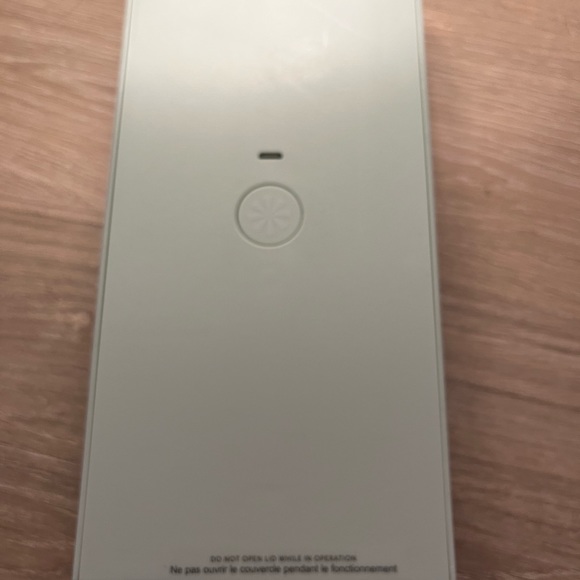 Tech Candy UV Sanitizer - Picture 3 of 4